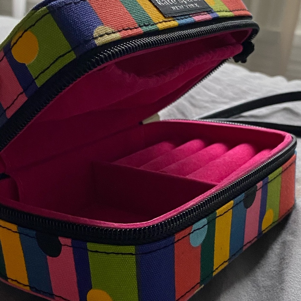 KATE SPADE travel jewelry box - Picture 3 of 9